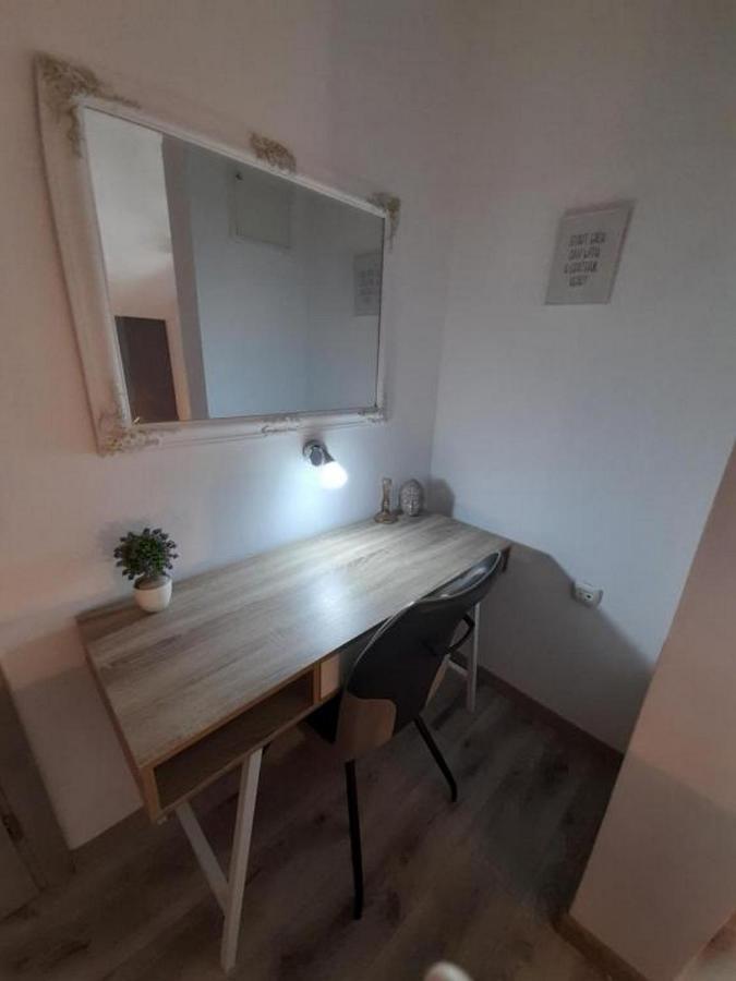 Apartman Dujmovic 1 Оточац Экстерьер фото