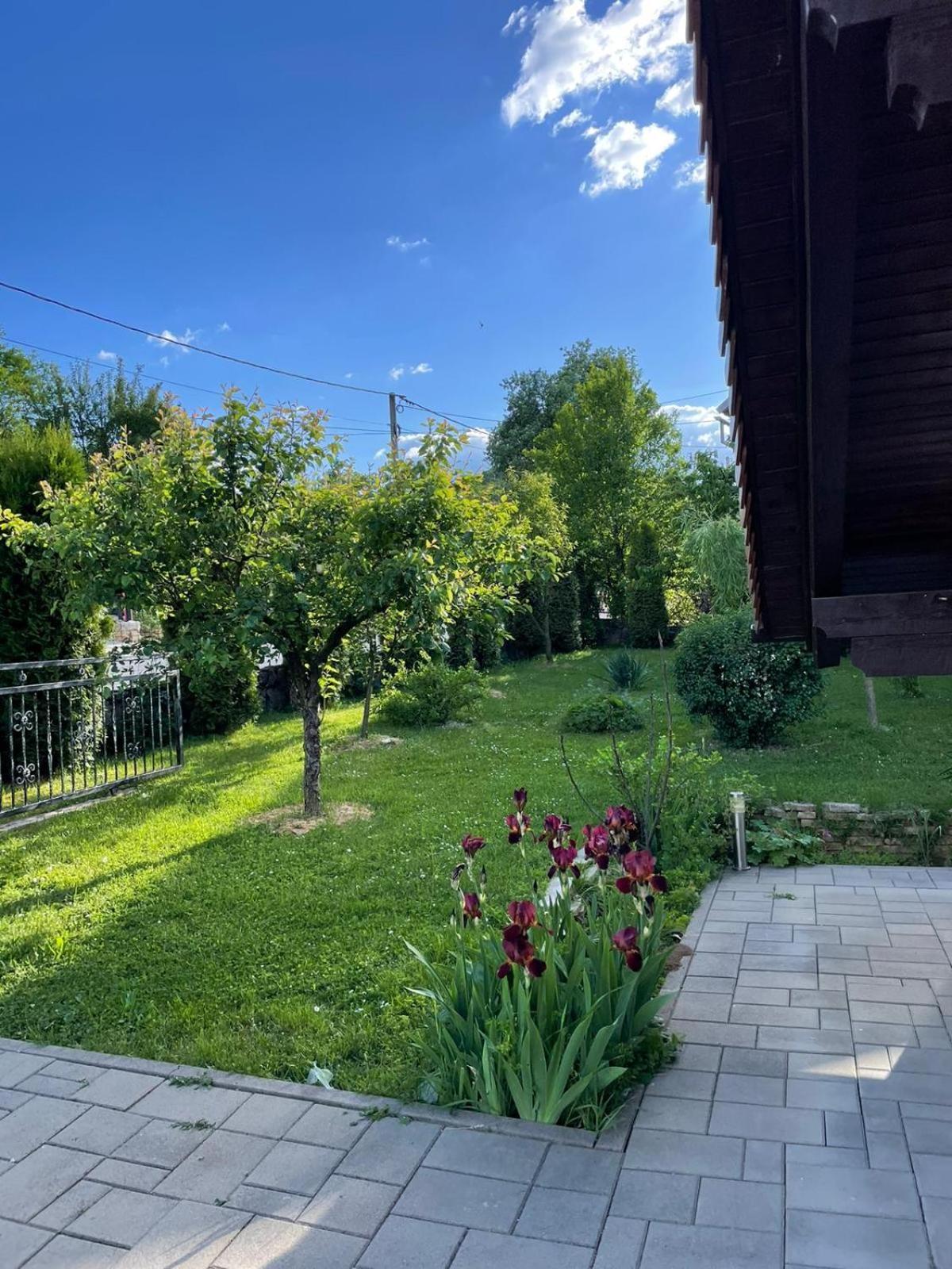 Apartman Dujmovic 1 Оточац Экстерьер фото