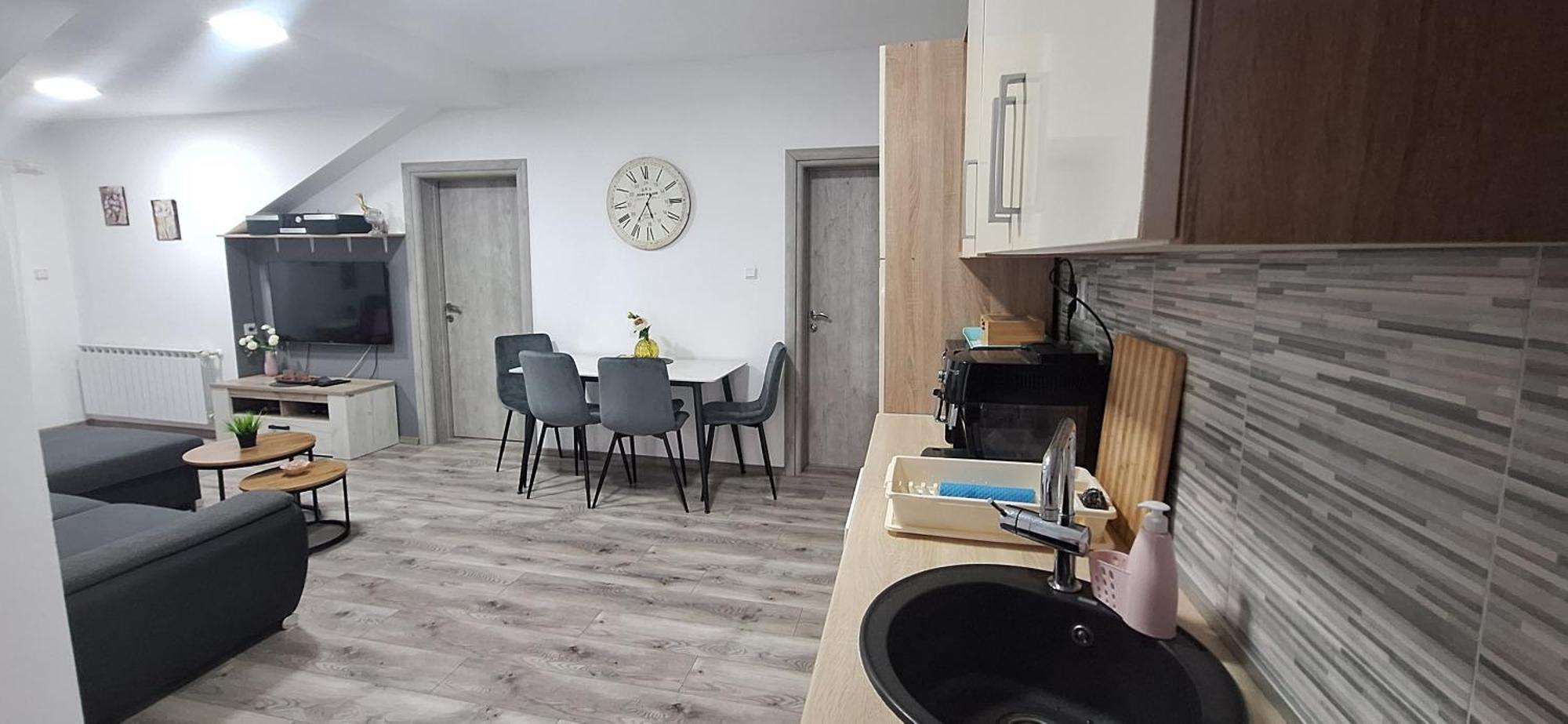 Apartman Dujmovic 1 Оточац Экстерьер фото